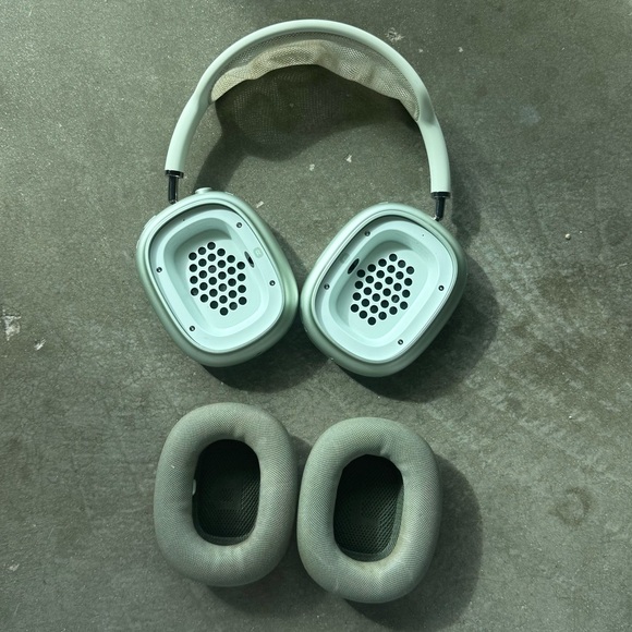 Apple AirPods Max - Picture 6 of 9